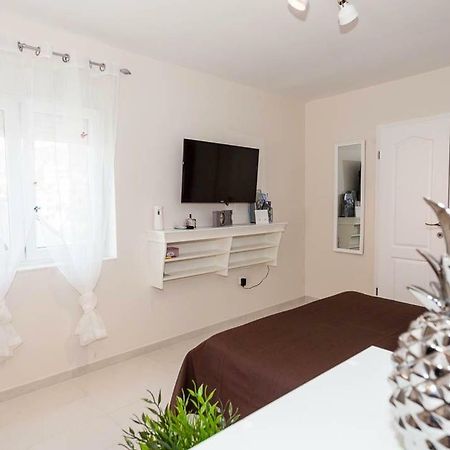 Studio Apartment Dada Primošten Zewnętrze zdjęcie